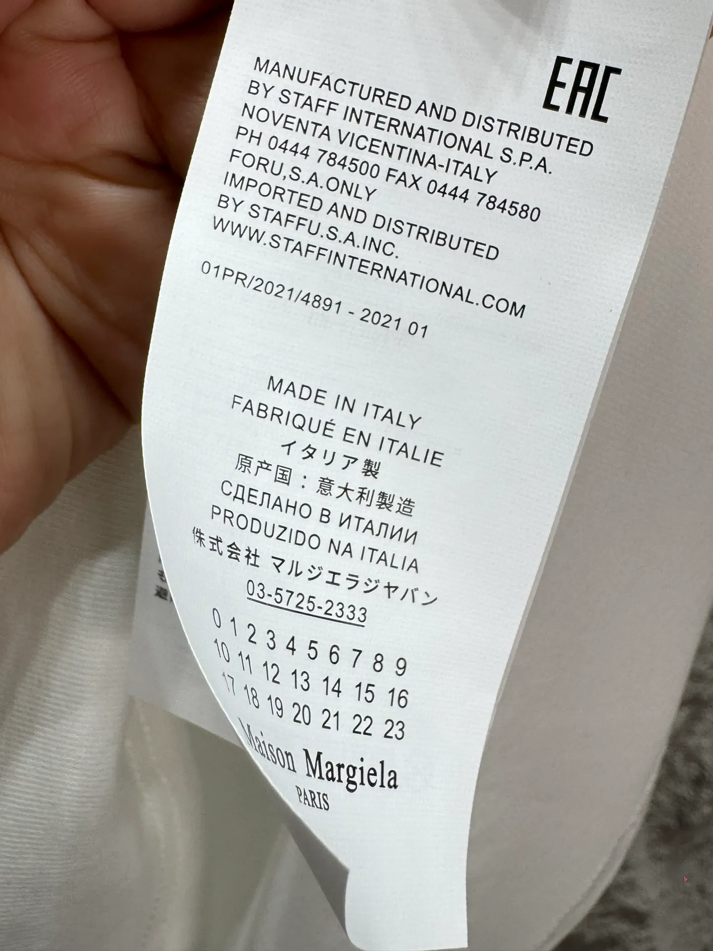 Martin Margiela* ‼️ T ® 🖤MM 6Maison Margiela Margie T ， + "MARGIE" ， ! ， Oversize ， ， ！ ⚠️ ： ⚠️SG 26326 Same Style 𝐂𝐎𝐋𝐎𝐔𝐑：White Black 𝐒𝐈𝐙𝐄：S-XXL